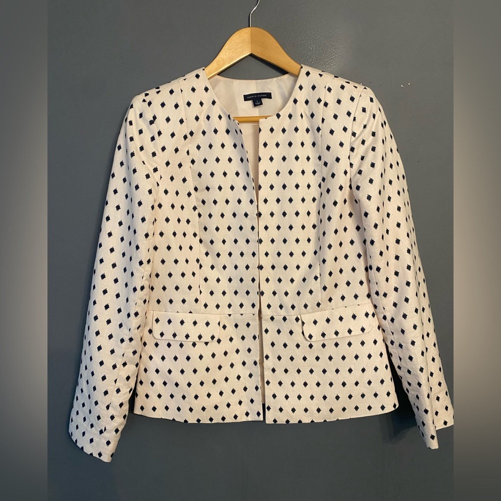 Women’s Tommy Hilfiger Blazer size 6